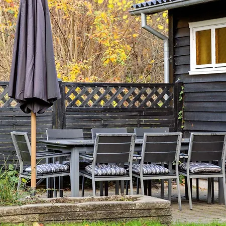 Cozy Steps From Lyngsbaek *